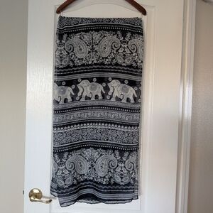 Beautiful Elephant Scarf ~34"x70"